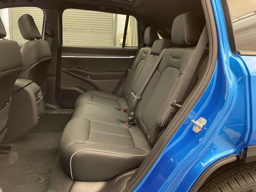 New 2025 Jeep Wagoneer S Limited AWD/4WD image 21