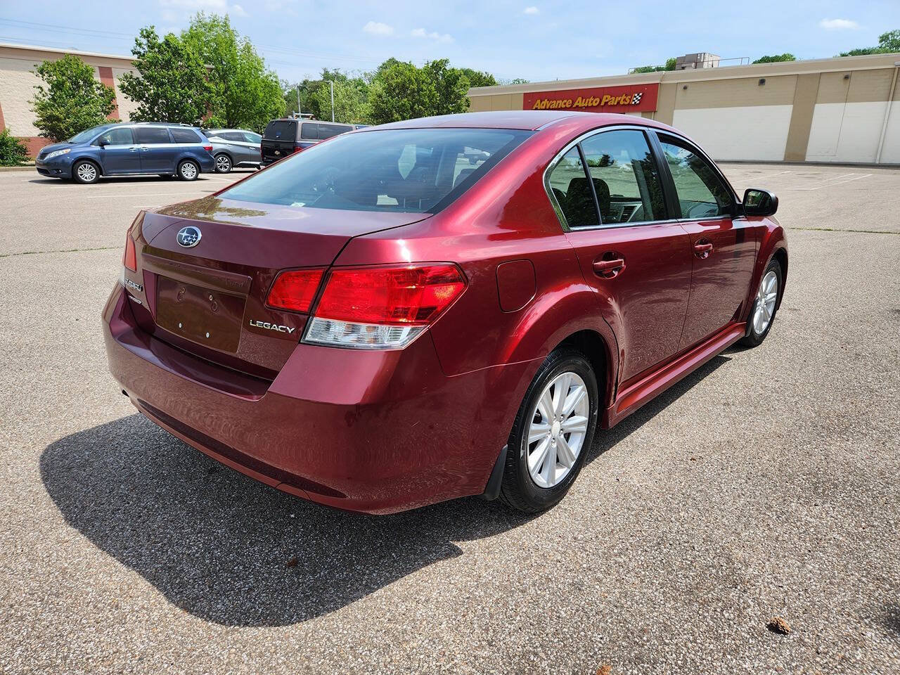 Used 2011 Subaru Legacy 2.5i Premium AWD/4WD image 16