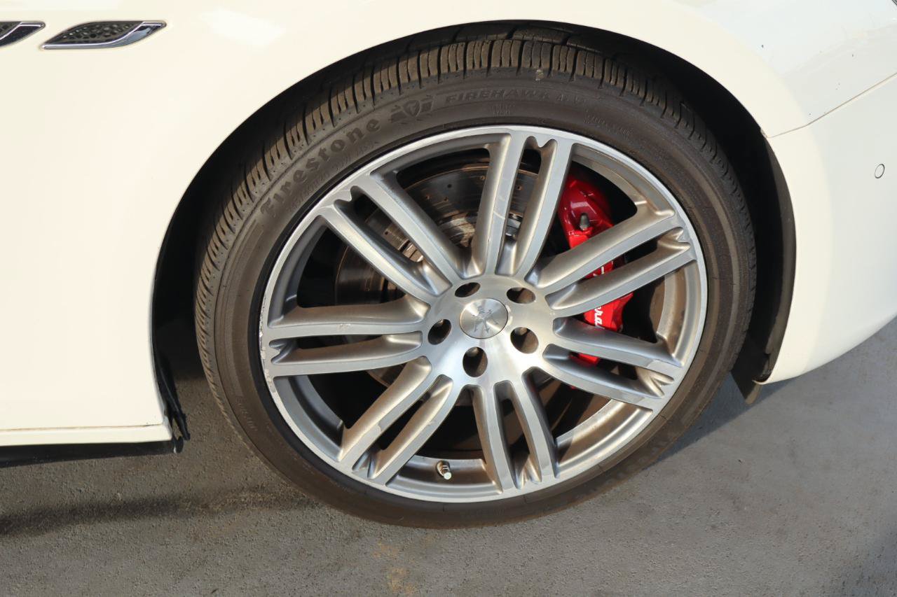 Used 2019 Maserati Ghibli S Q4 AWD/4WD image 39