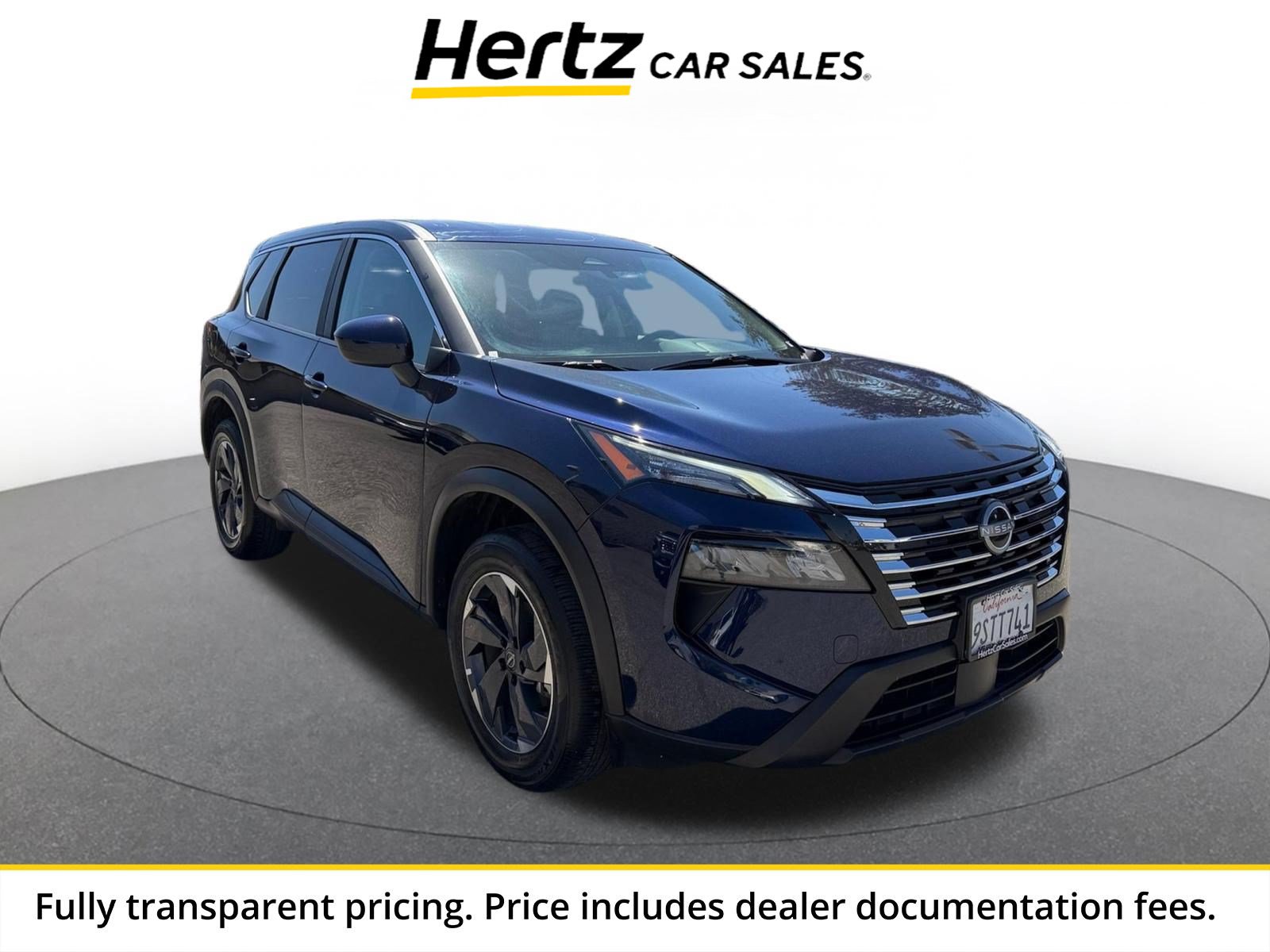 Used 2025 Nissan Rogue SV FWD image 1