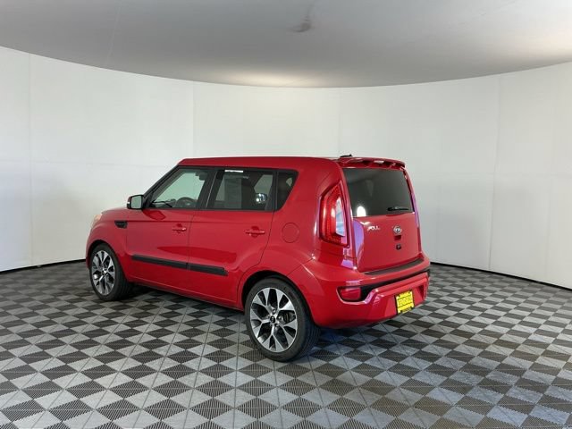 Used 2012 Kia Soul ! FWD image 7