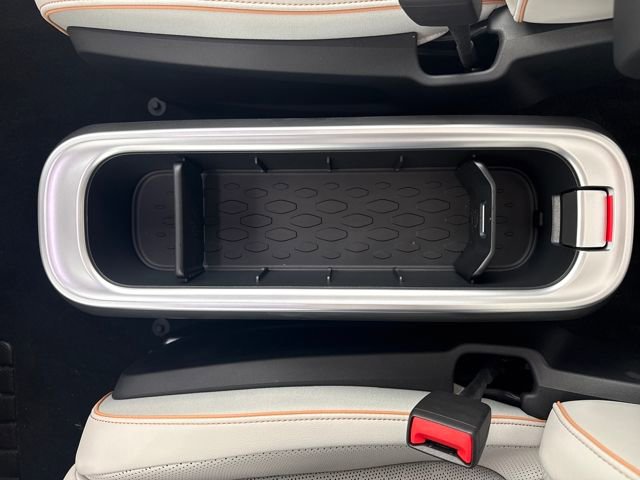 New 2025 Volkswagen ID. Buzz Pro S Plus image 31