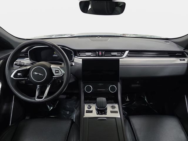 Used 2024 Jaguar F-PACE R-Dynamic S image 10