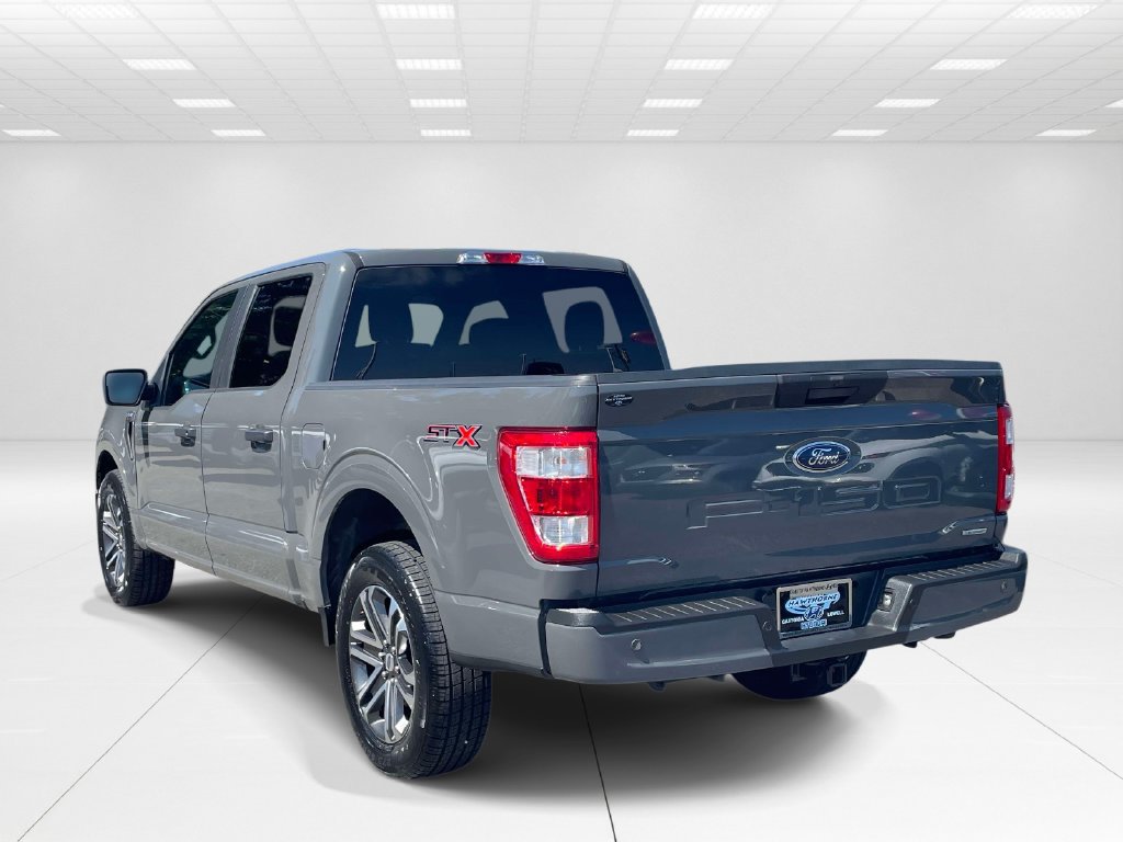 Used 2021 Ford F150 XL w/ STX Appearance Package RWD image 4