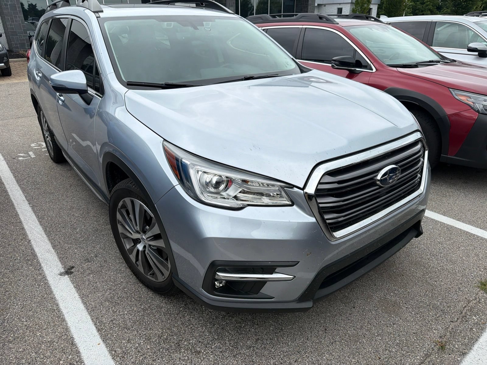 Used 2022 Subaru Ascent Limited w/ Technology Package AWD/4WD image 5