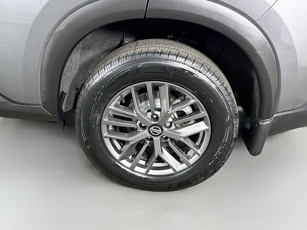 Used 2021 Nissan Rogue S FWD image 31