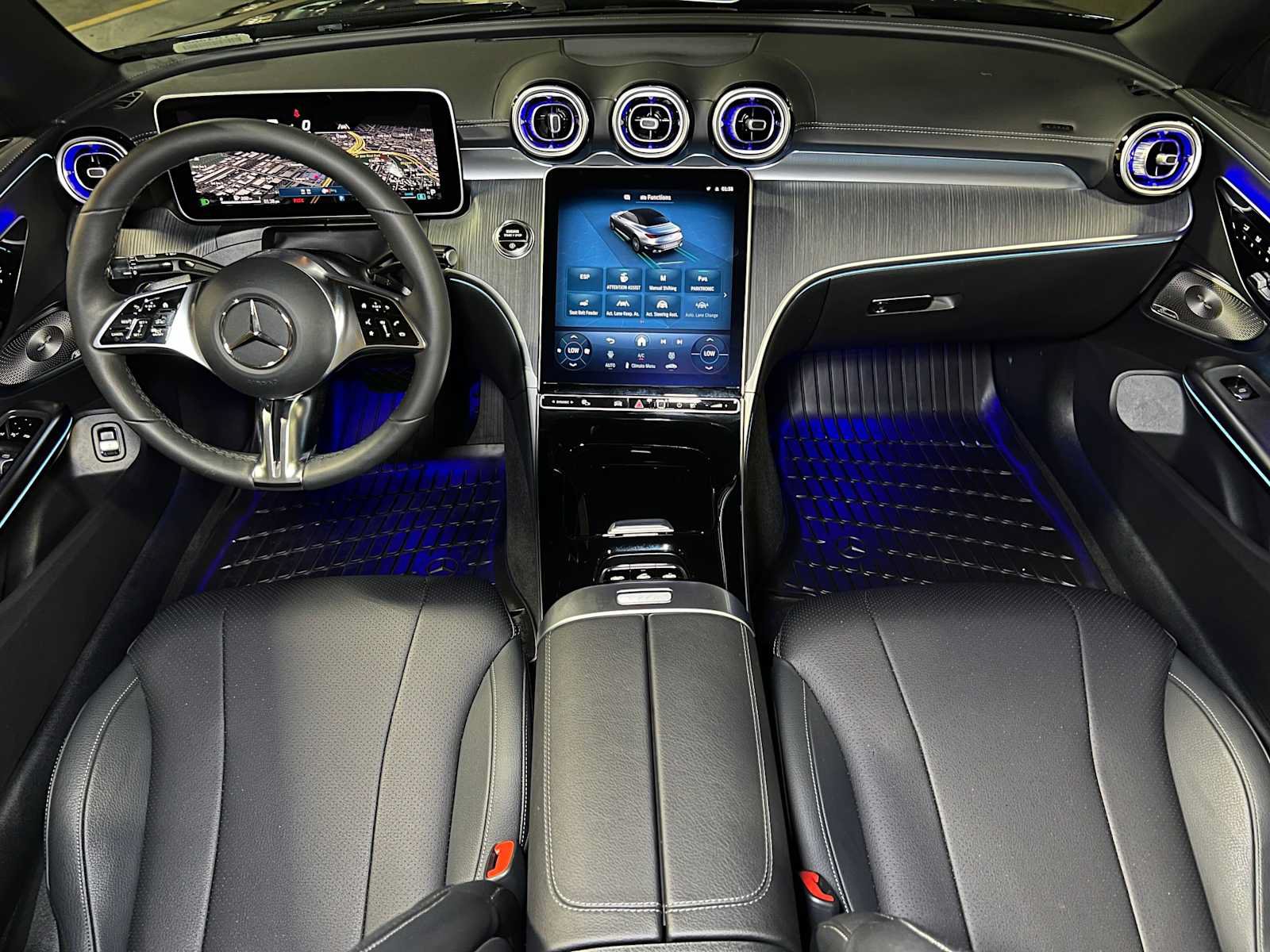 Used 2026 Mercedes-Benz CLE 300 4MATIC Cabriolet image 43