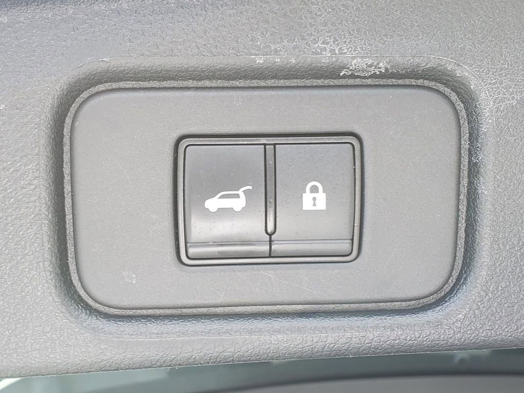 Used 2023 Nissan Pathfinder Platinum FWD image 14