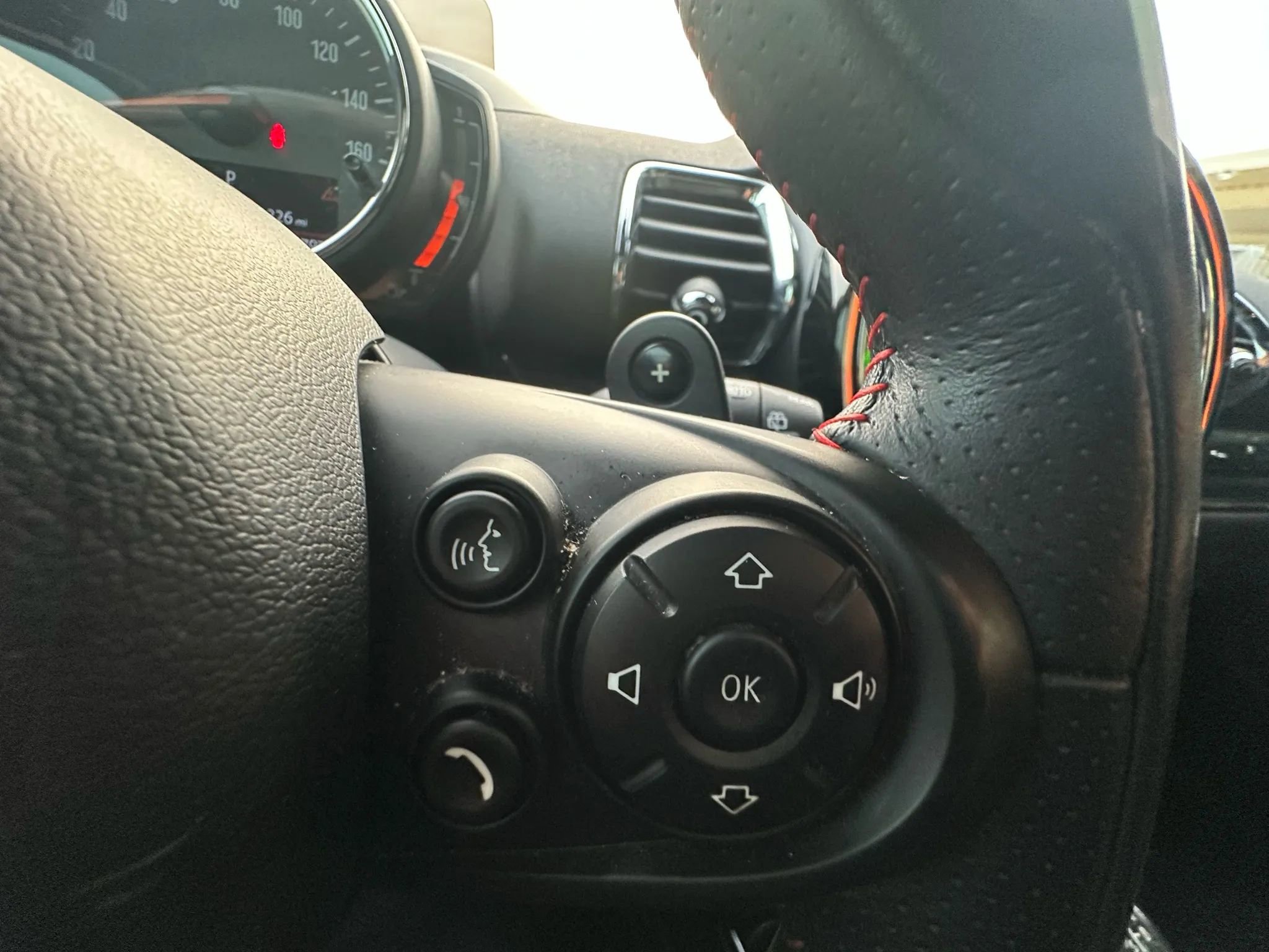 Used 2018 MINI Cooper Clubman S image 28