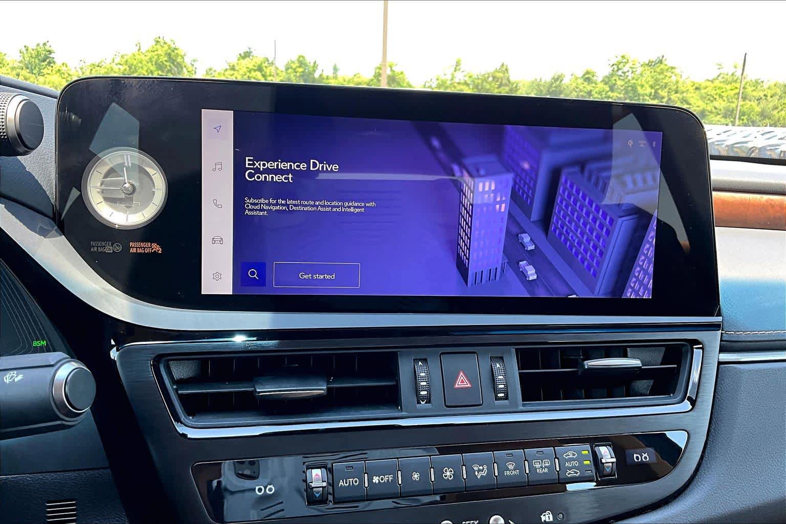 Certified 2025 Lexus ES 300h w/ Premium Package FWD image 34