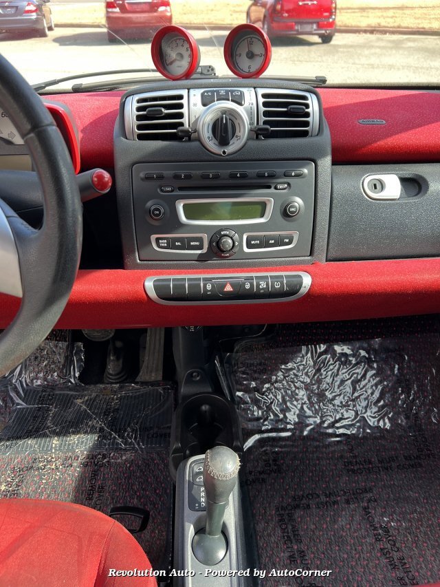 Used 2009 smart fortwo passion image 11