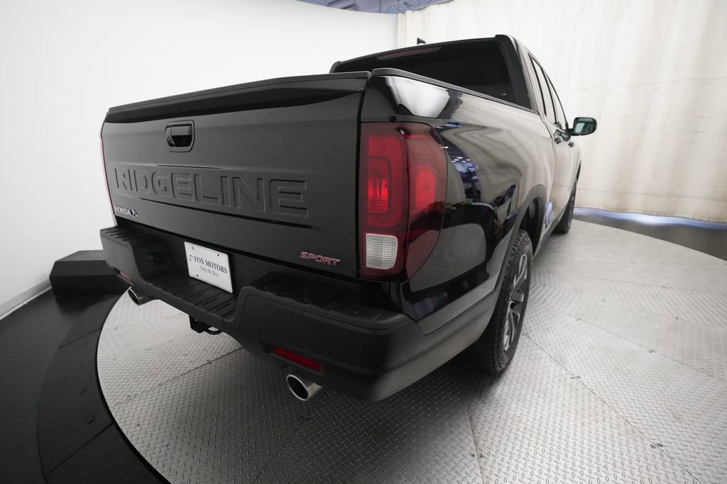 Used 2024 Honda Ridgeline Sport image 13