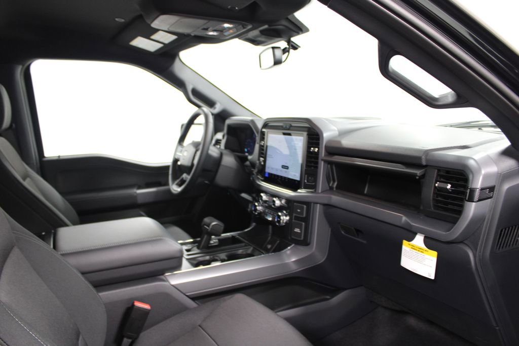 New 2026 Ford F150 XLT w/ Equipment Group 302A MID image 31