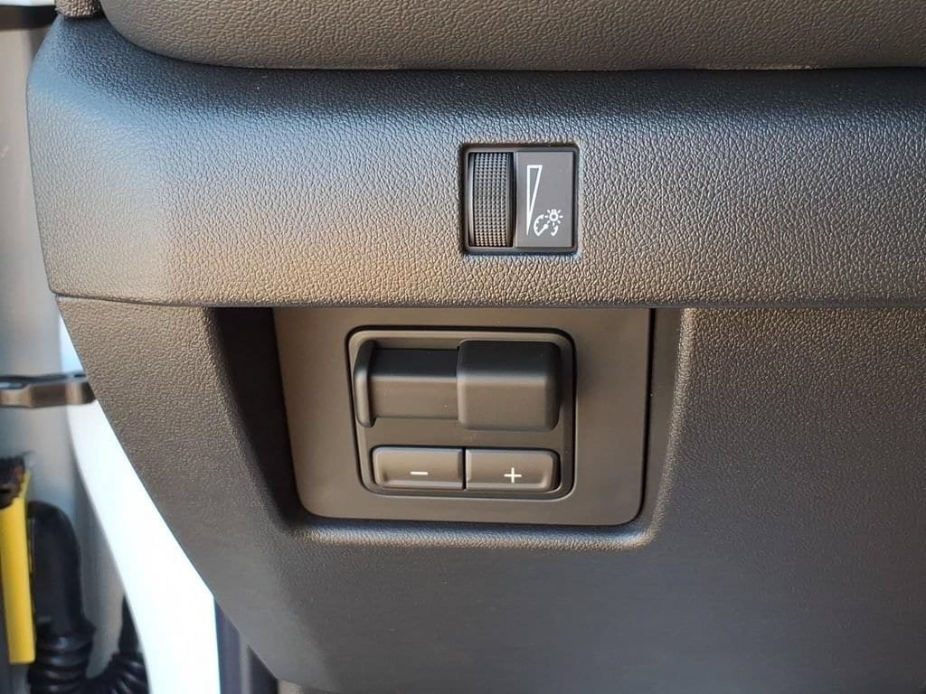 New 2026 Chevrolet Colorado LT w/ LT Convenience Package RWD image 16