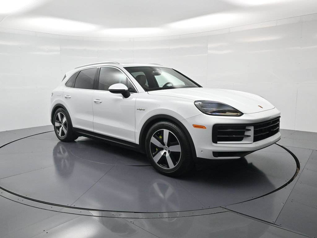 Certified 2026 Porsche Cayenne S AWD/4WD image 32