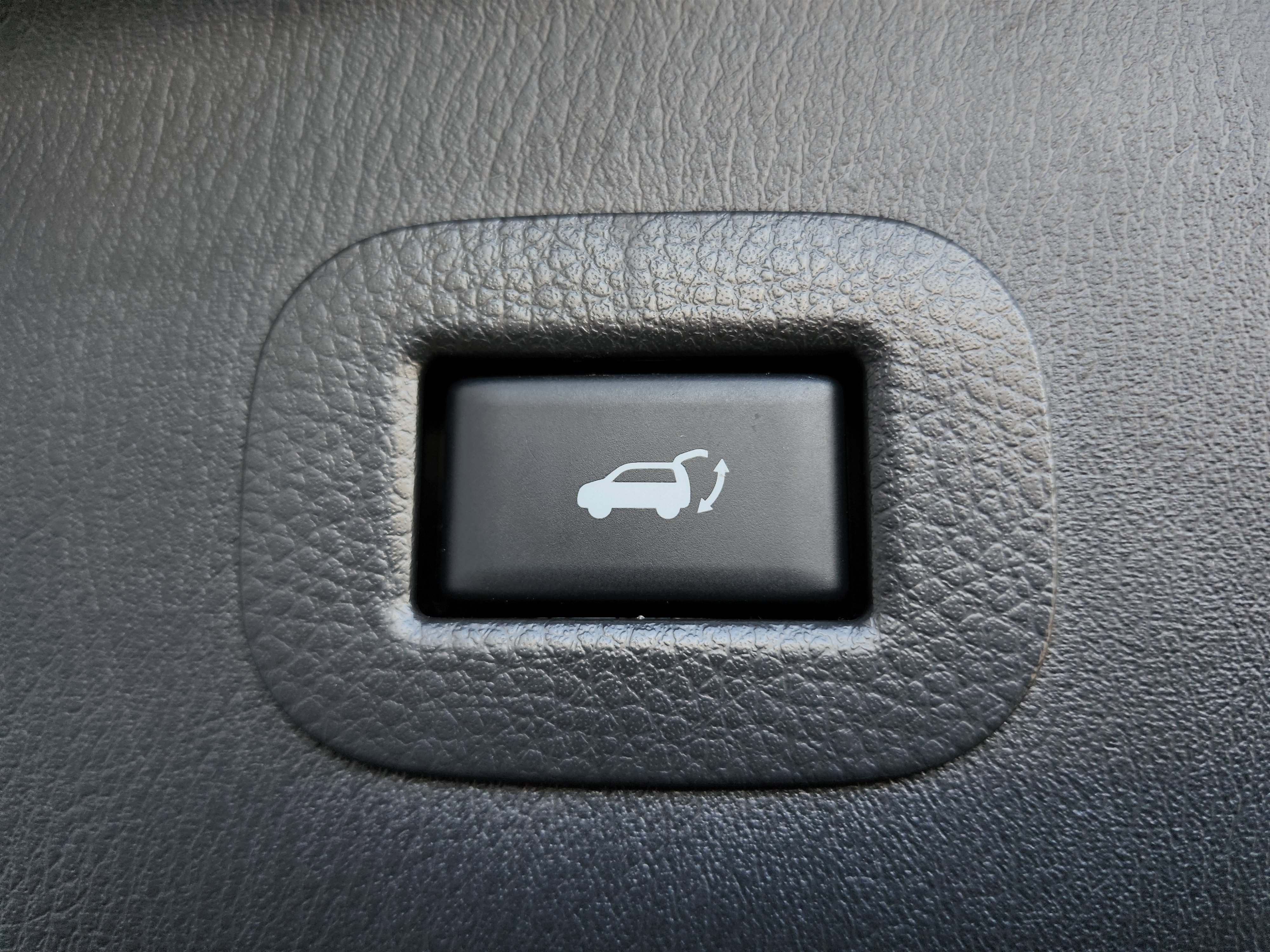 Used 2024 INFINITI QX80 Sensory w/ Cargo Package image 25