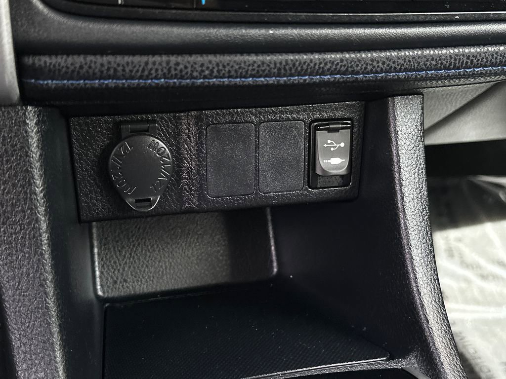 Used 2018 Toyota Corolla SE image 30