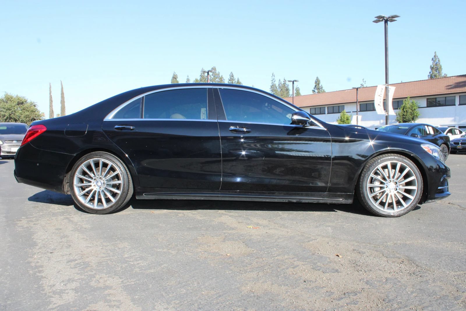 Used 2015 Mercedes-Benz S 550 Sedan image 44