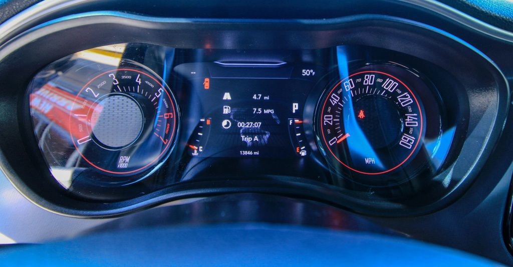 Used 2022 Dodge Challenger R/T w/ Blacktop Package image 21