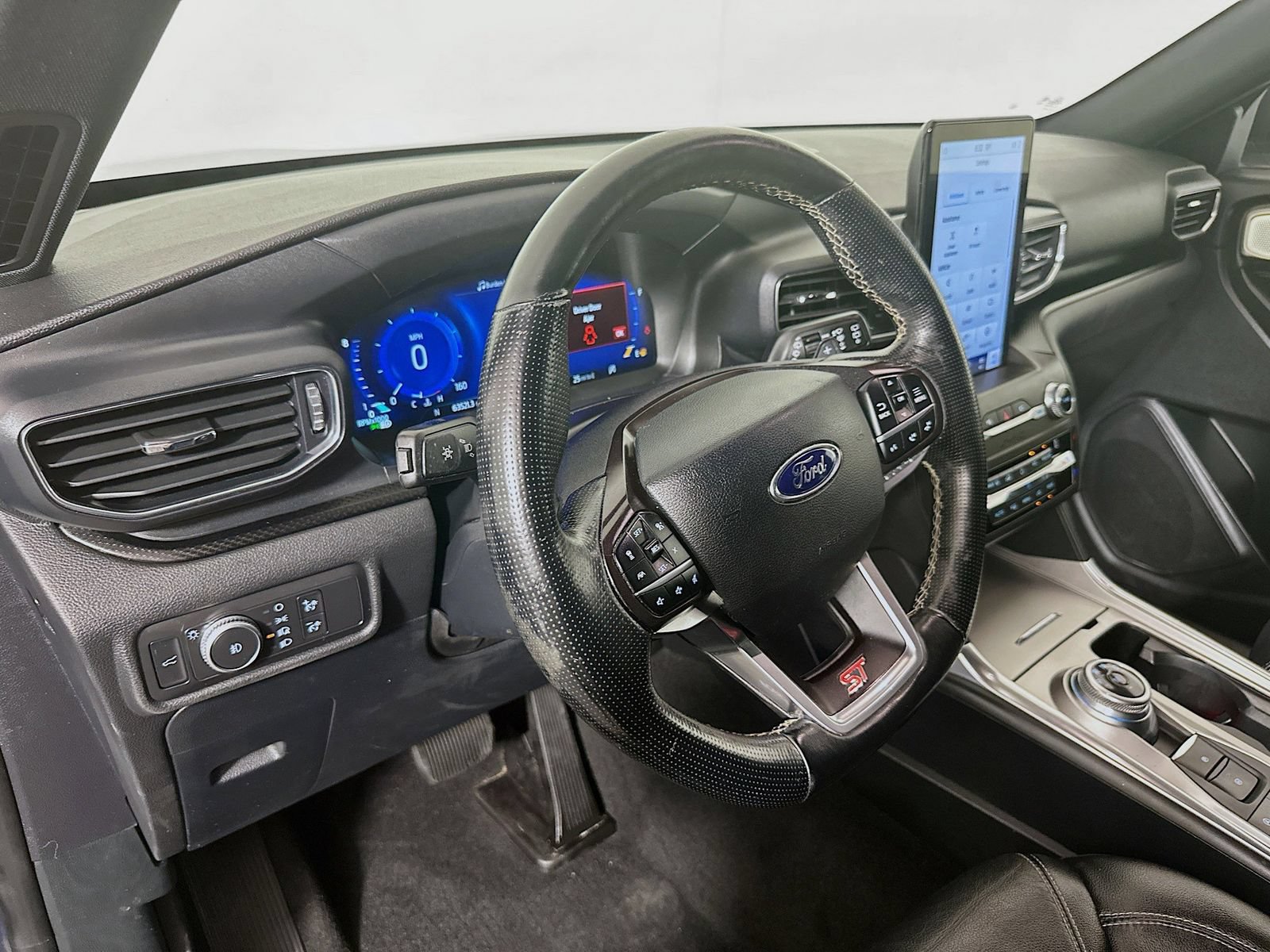 Used 2020 Ford Explorer ST w/ Premium Technology Package AWD/4WD image 9