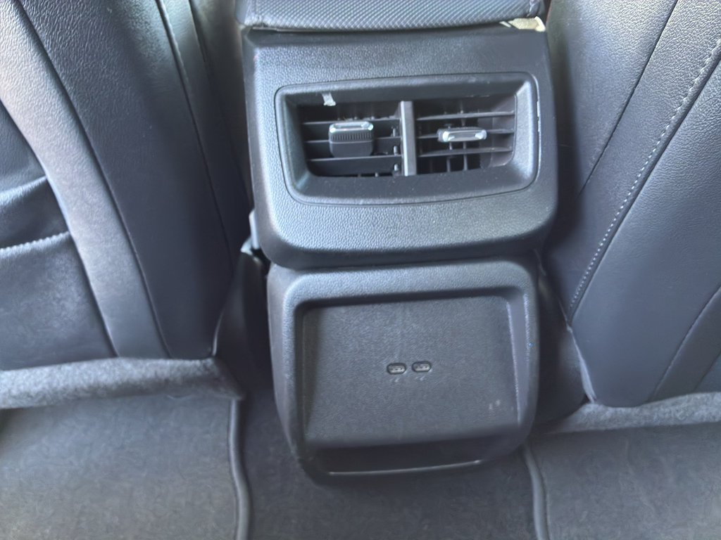 Used 2024 Chevrolet Equinox EV RS FWD image 41