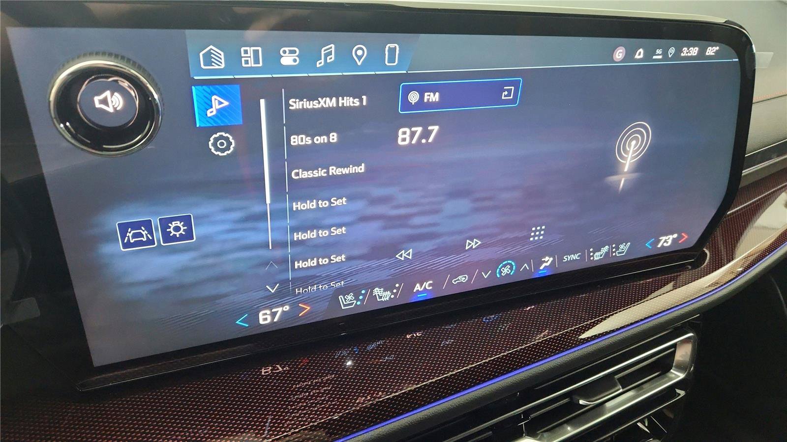 New 2026 Chevrolet Traverse RS AWD/4WD image 25