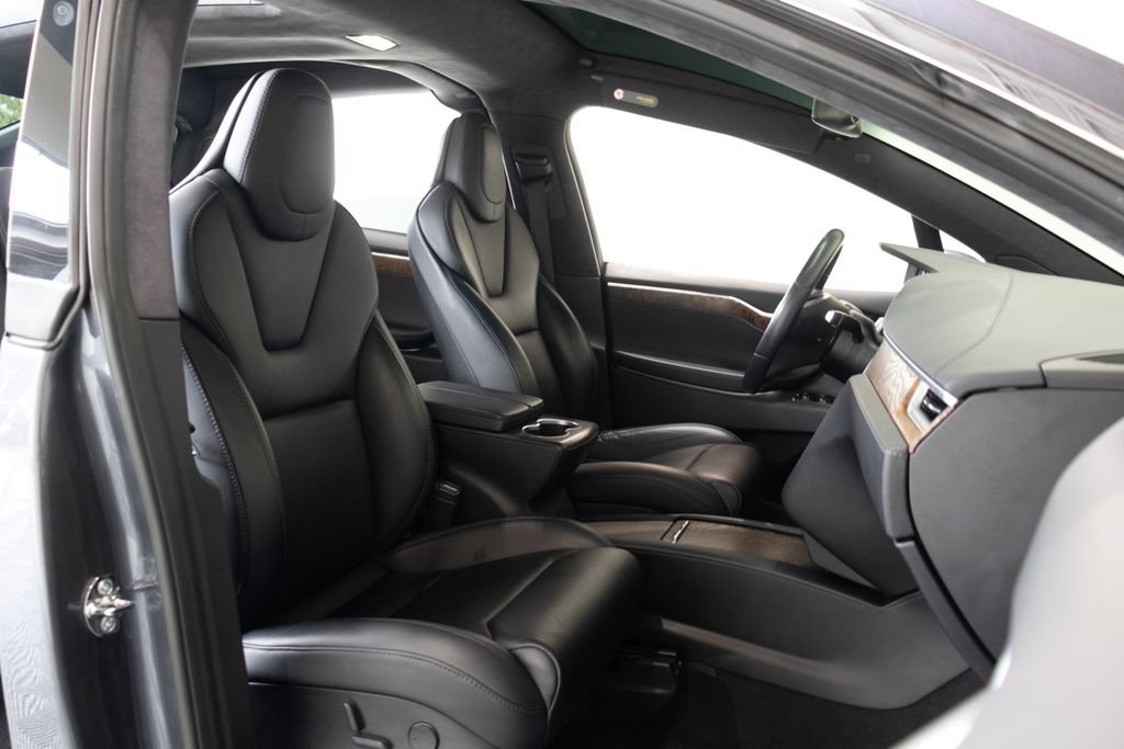 Used 2018 Tesla Model X 100D AWD/4WD image 23