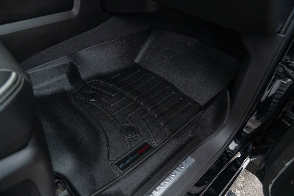 Used 2019 Chevrolet Silverado 2500 High Country w/ Duramax Plus Package image 15