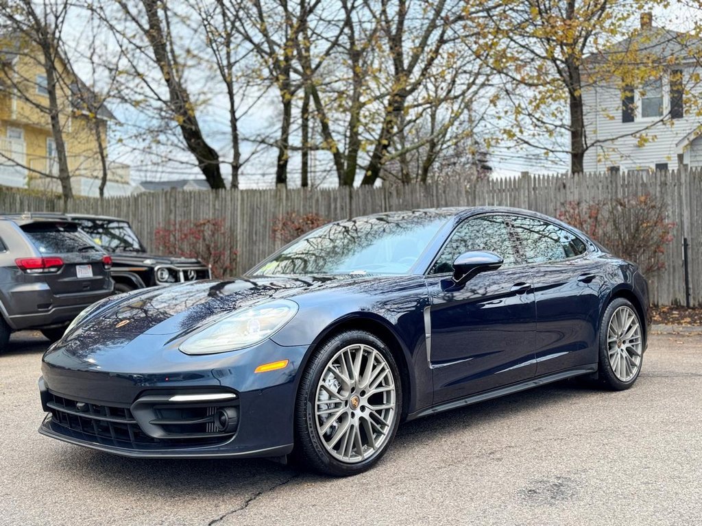 Used 2022 Porsche Panamera 4 Platinum Edition w/ Assistance Package image 2