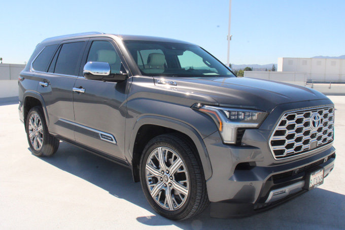 Certified 2024 Toyota Sequoia Capstone AWD/4WD image 2