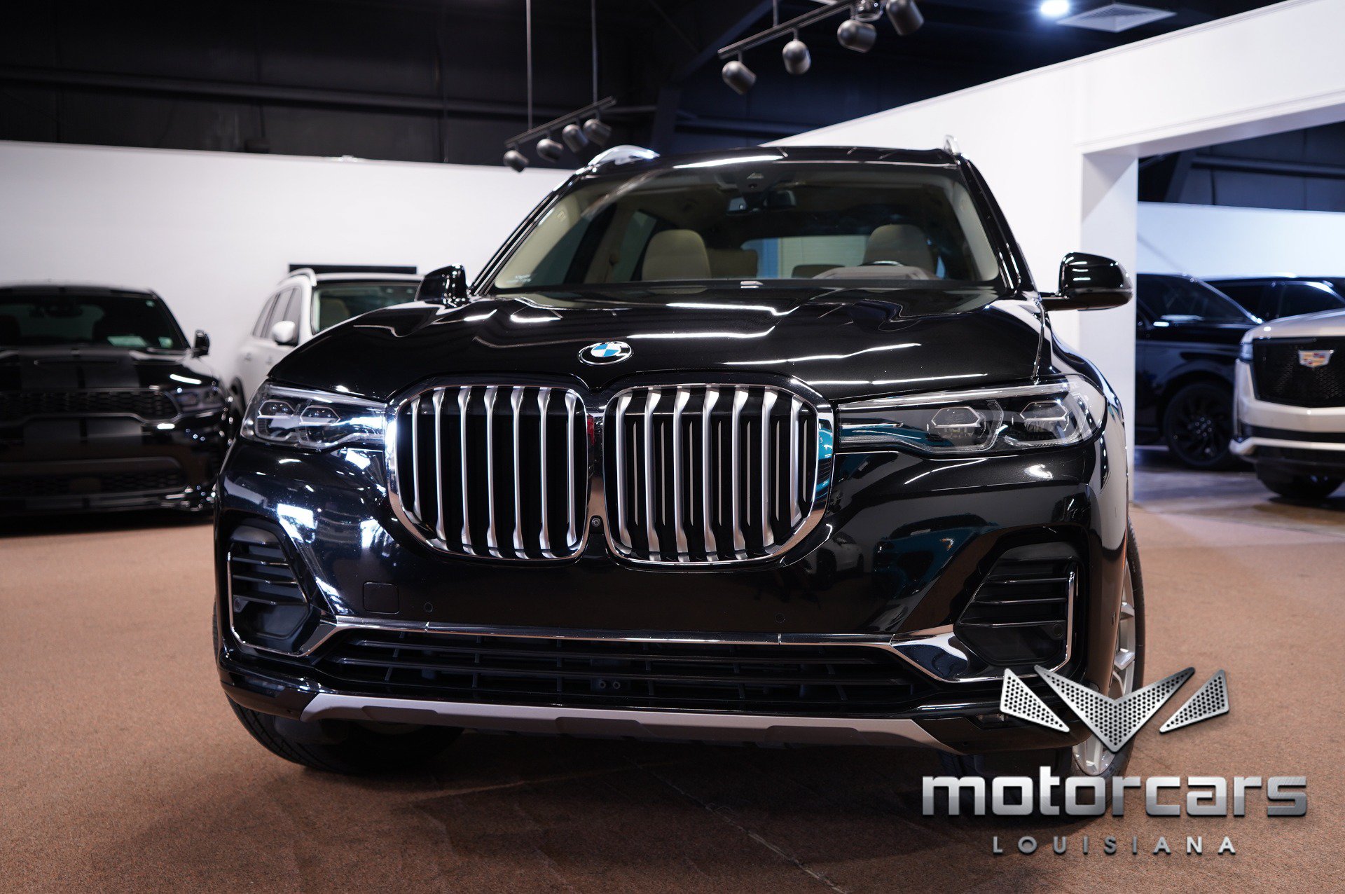 Used 2019 BMW X7 xDrive40i w/ Premium Package AWD/4WD image 1