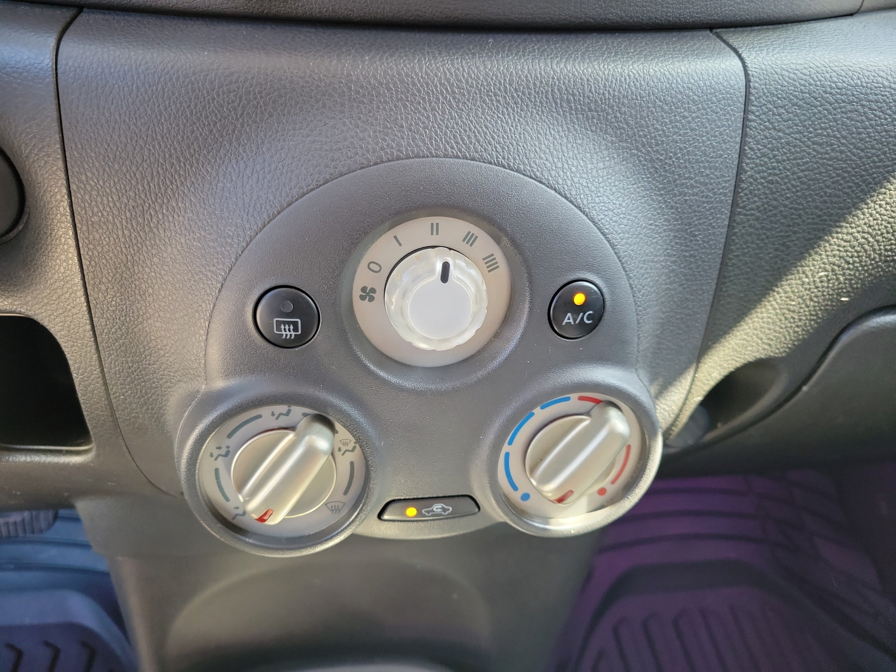 Used 2009 Nissan Cube 1.8 S w/ Ginormous Pkg FWD image 28