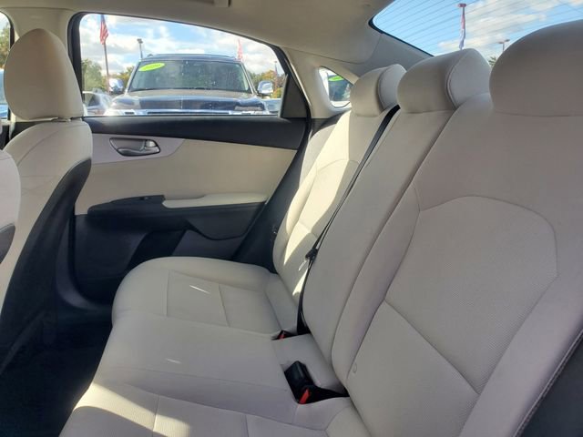 Used 2022 Kia Forte LXS w/ LXS Technology Package image 29