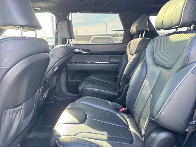 Used 2023 Hyundai Palisade Calligraphy image 9