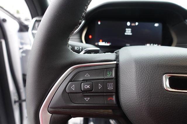 New 2025 Jeep Grand Cherokee Altitude image 18