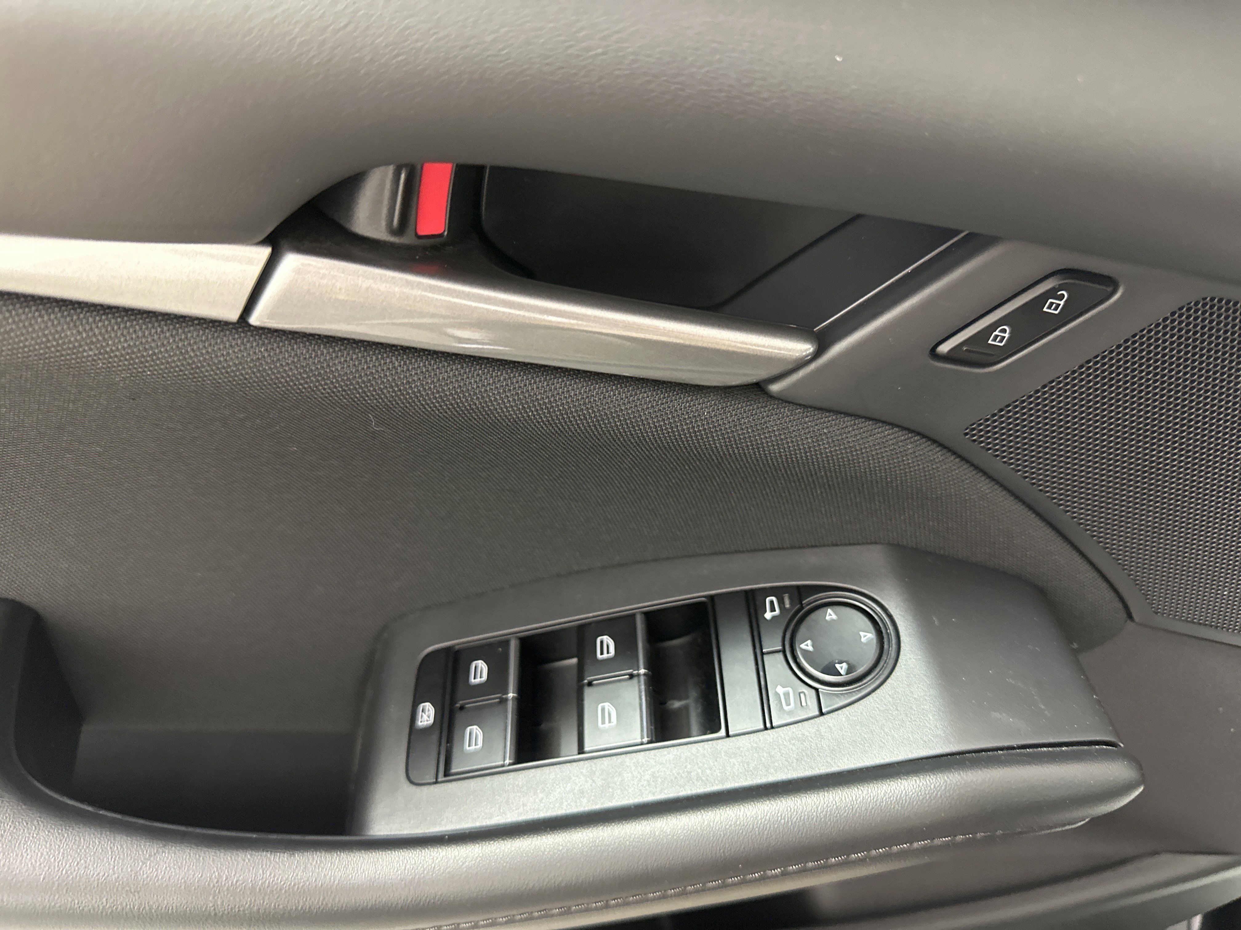 Certified 2025 MAZDA MAZDA3 s image 11