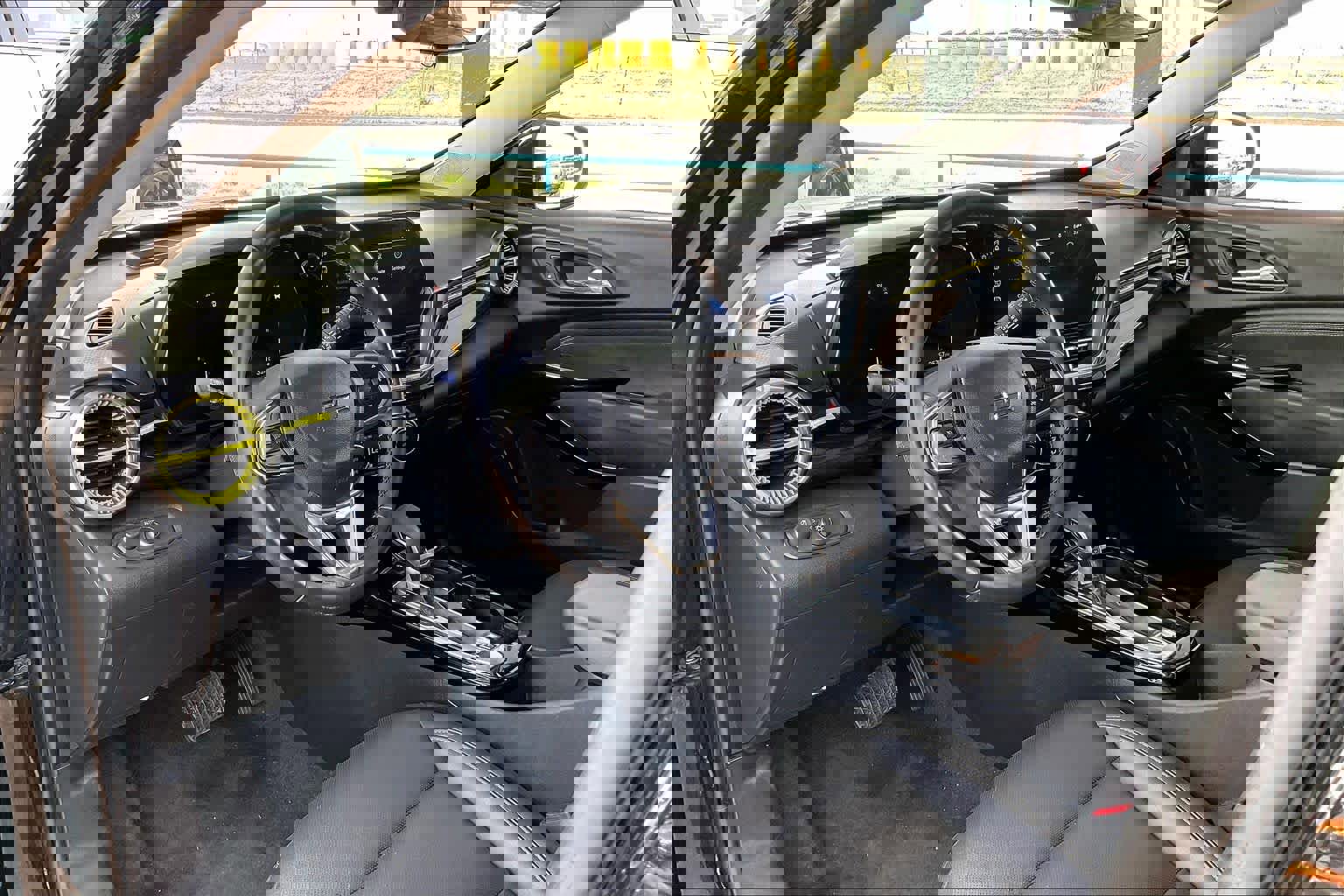 Certified 2024 Chevrolet Trax ACTIV w/ Sunroof Package image 18