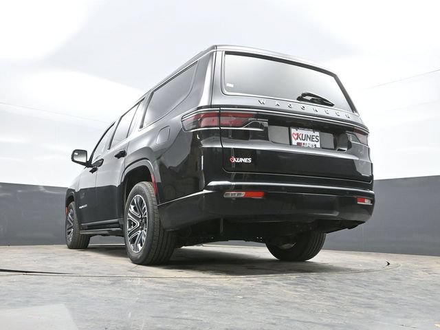 Used 2024 Jeep Wagoneer Series II w/ Flexible Seating Group AWD/4WD image 44