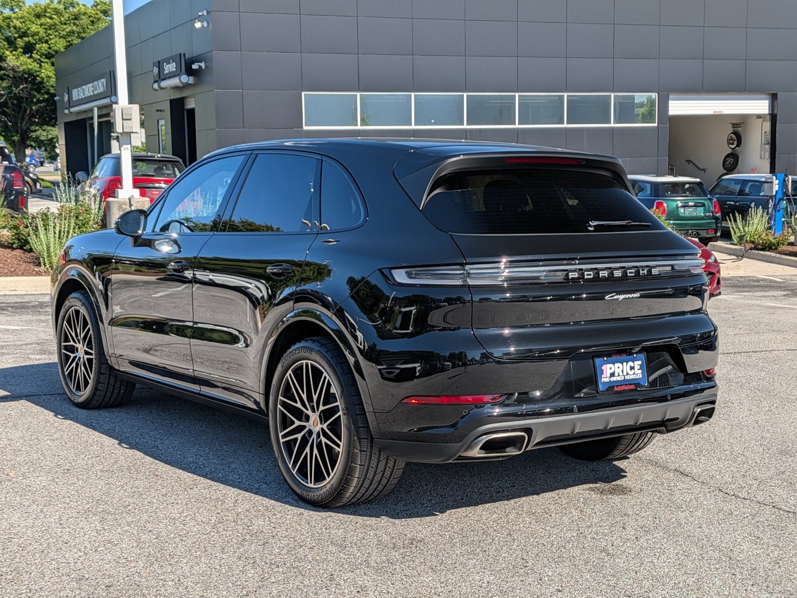 Used 2026 Porsche Cayenne AWD/4WD video 3