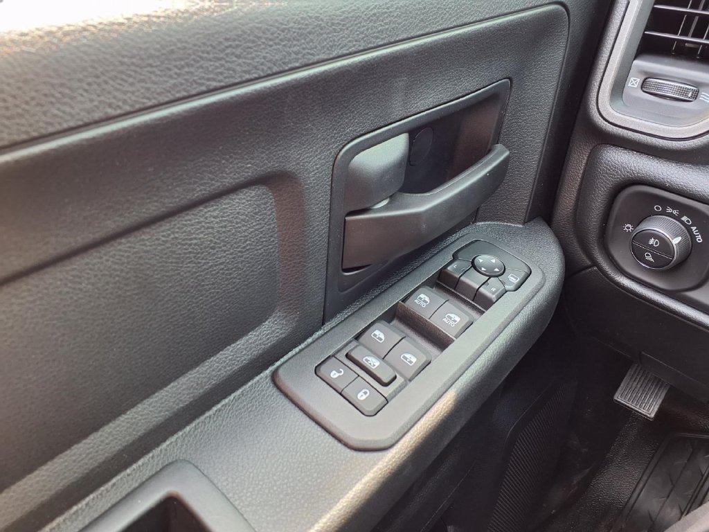 New 2027 RAM 3500 Tradesman AWD/4WD image 16