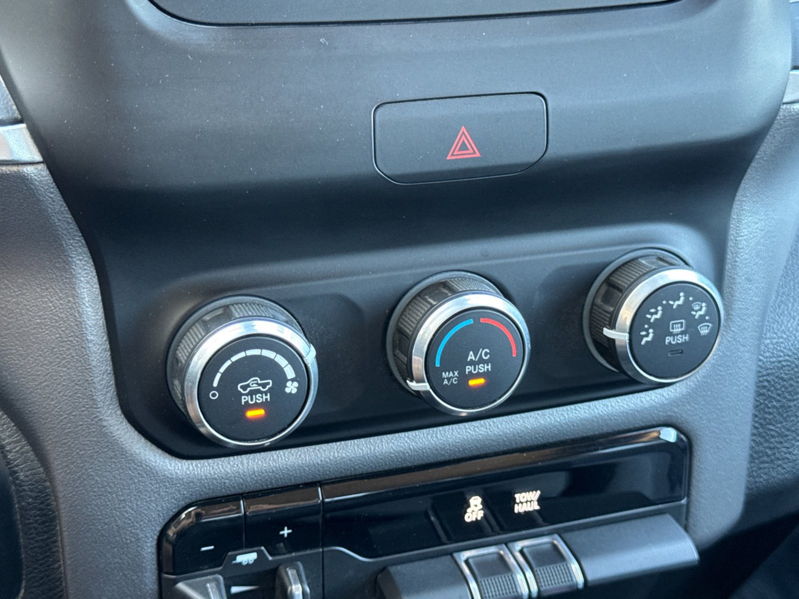 Used 2019 RAM 2500 Big Horn RWD image 22