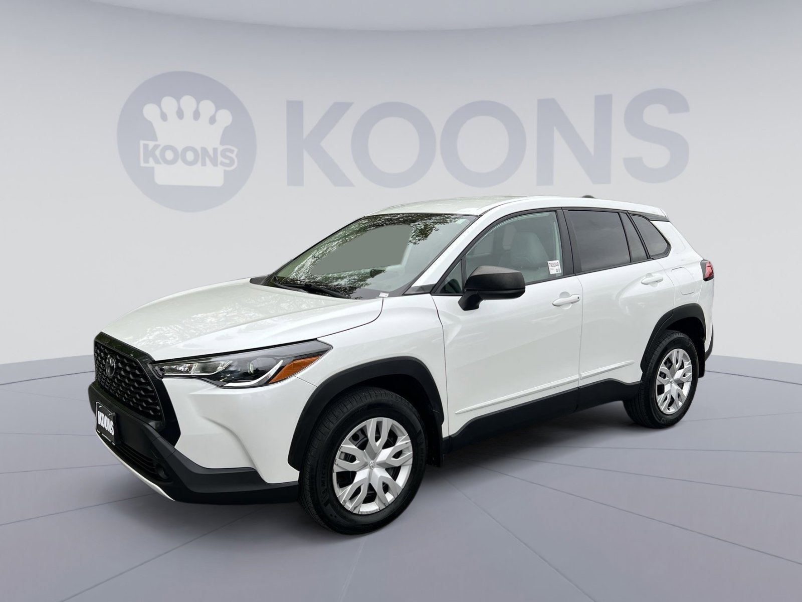 Used 2023 Toyota Corolla Cross L FWD image 1