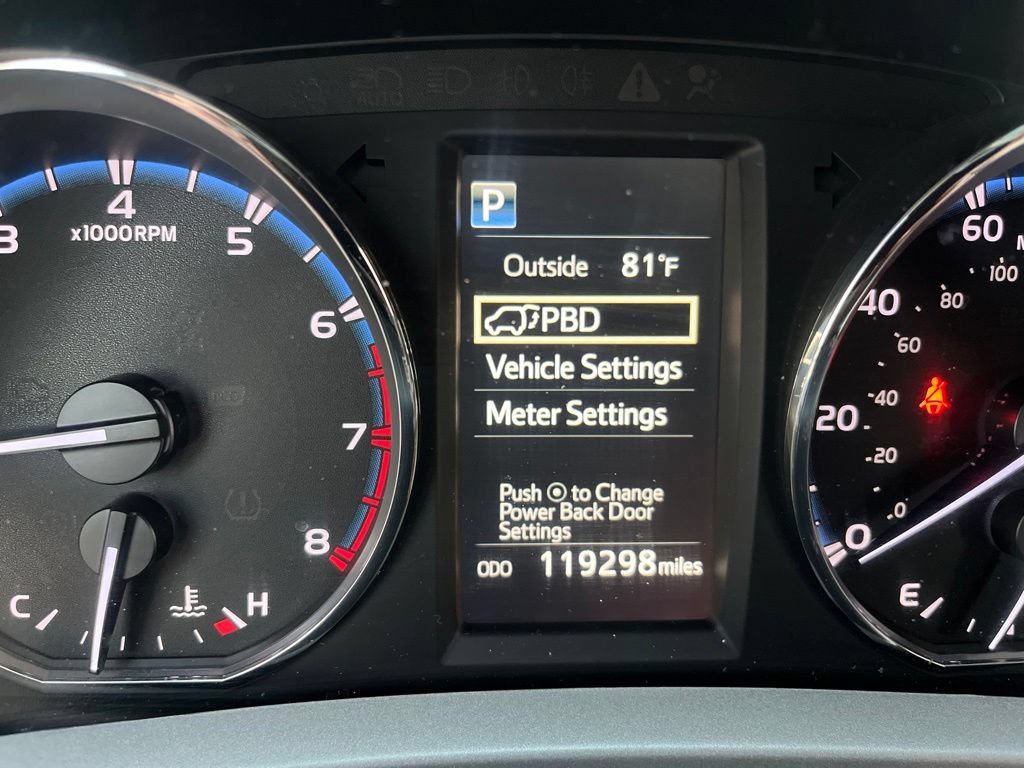 Used 2016 Toyota RAV4 XLE FWD image 23