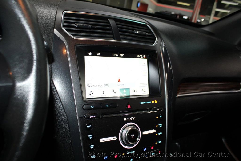 Used 2017 Ford Explorer Limited image 19