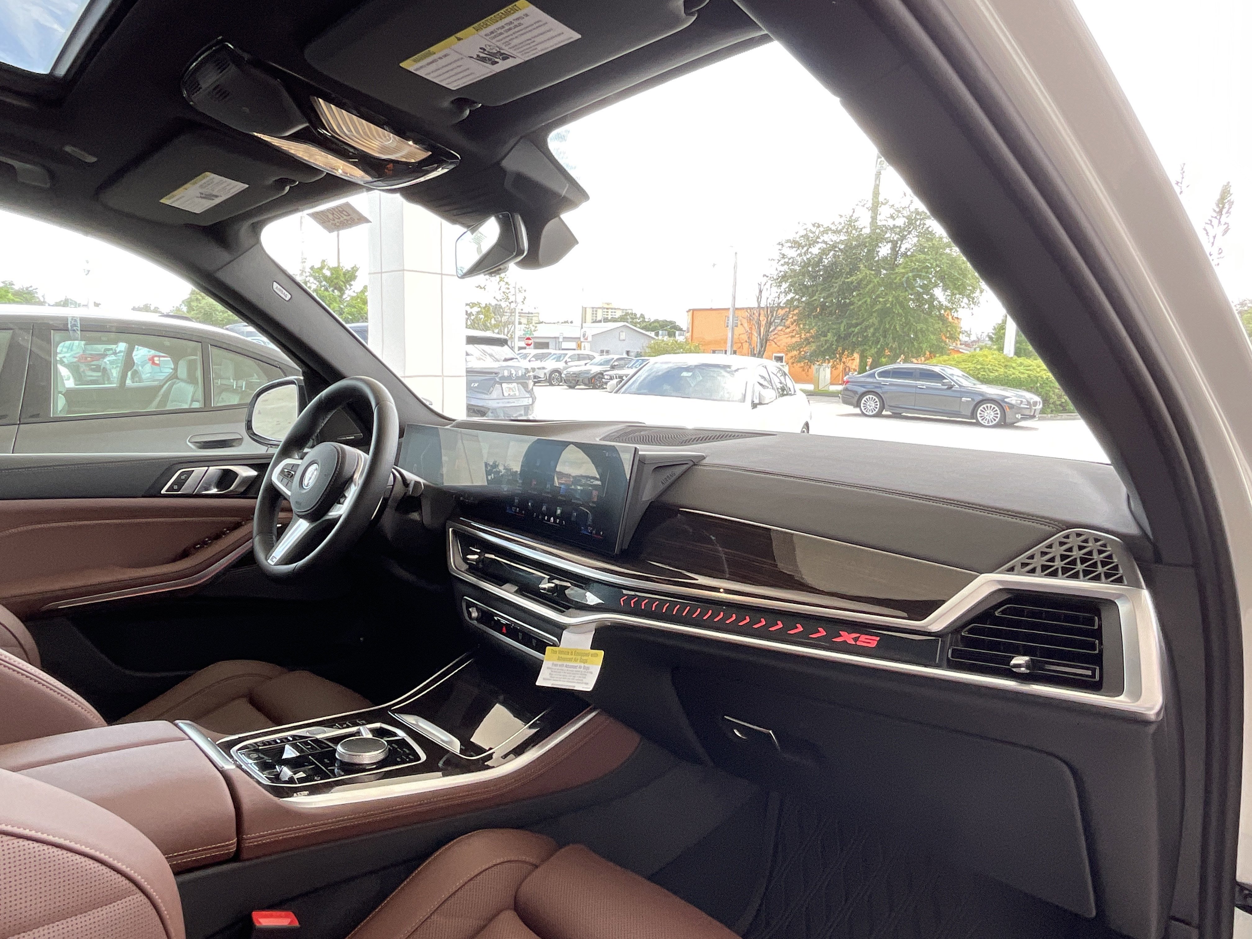 New 2026 BMW X5 xDrive50e w/ M Sport Package image 22