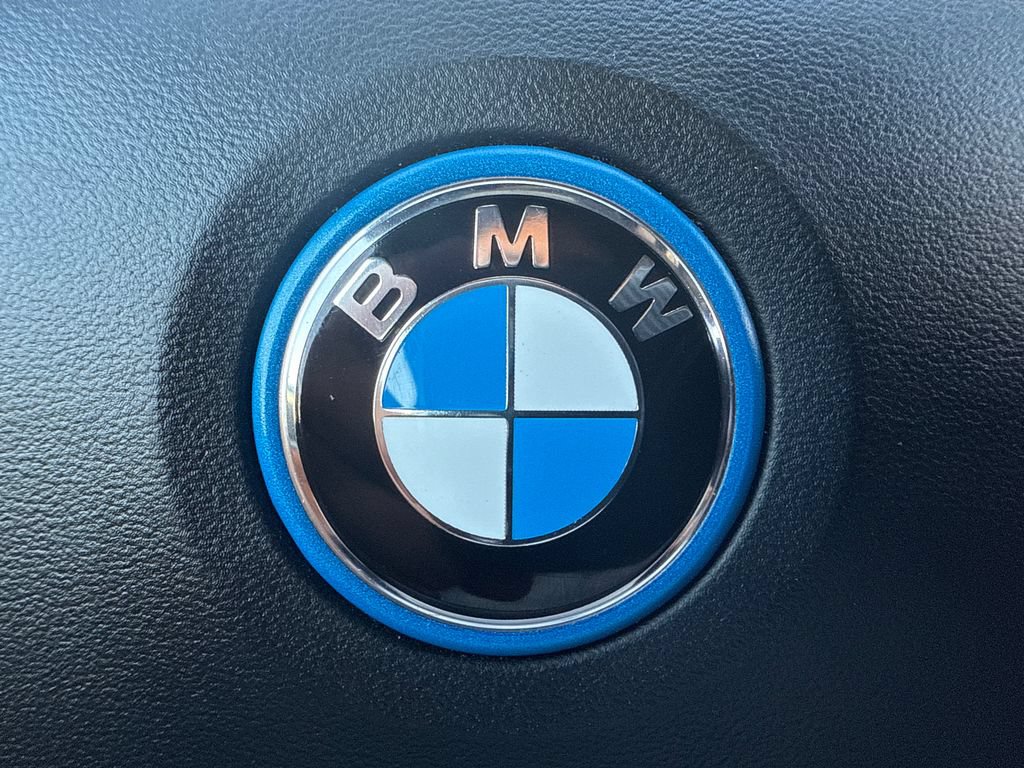 Used 2023 BMW i4 eDrive35 w/ Premium Package RWD image 28