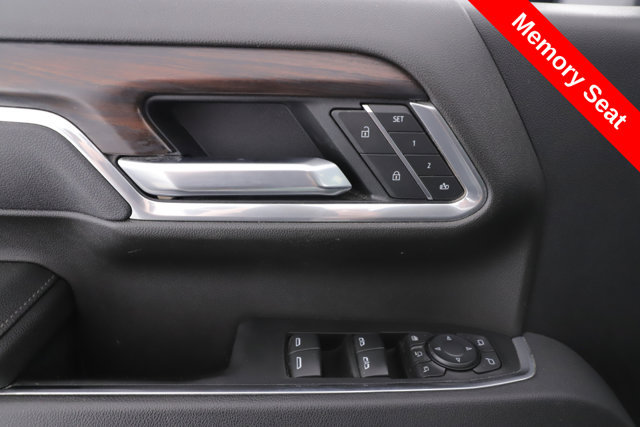Used 2025 GMC Sierra 2500 SLT AWD/4WD image 22