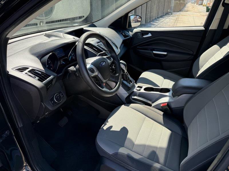 Used 2015 Ford Escape SE image 14