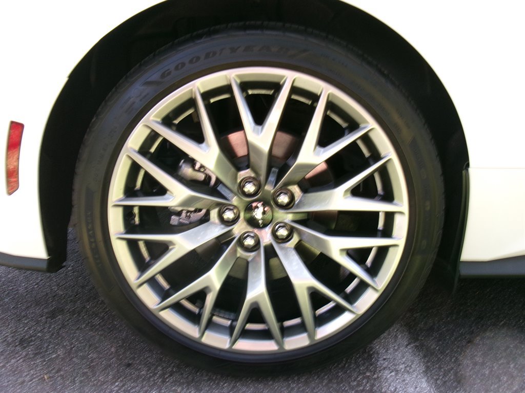 Used 2025 Ford Mustang Premium RWD image 32