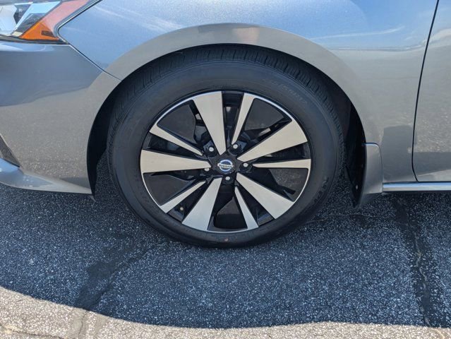 Used 2019 Nissan Altima 2.5 SV image 10